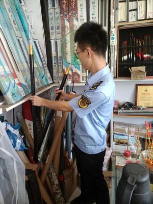 泰興市雷霆出擊 嚴(yán)查市場(chǎng)違禁漁具，守護(hù)漁業(yè)資源與水域生態(tài)